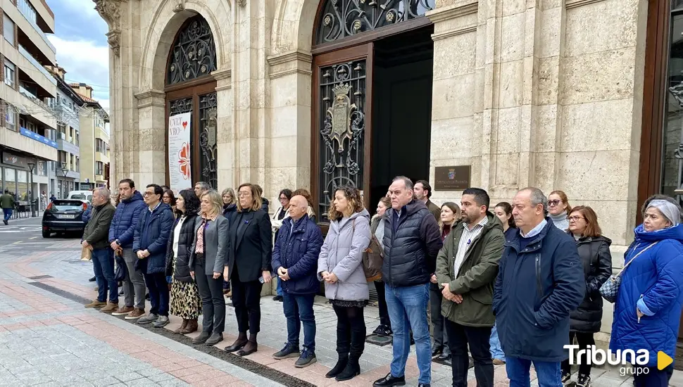 Armisén pide más esfuerzo en educación y más ayuda a las víctimas de violencia de género