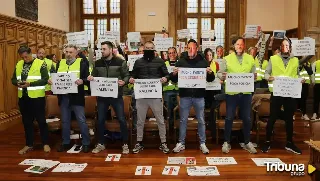 Policías locales protestan en el Pleno por el trato del Ayuntamiento