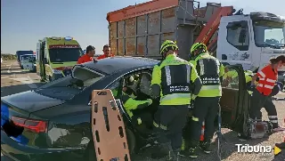 Fallece un conductor de 82 años tras chocar contra un camión