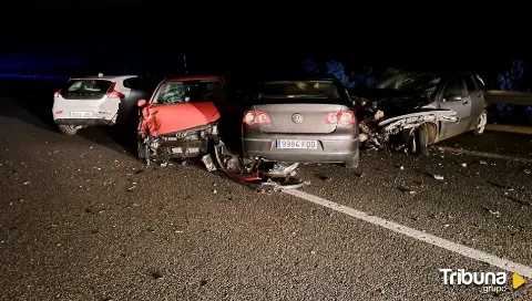 La niebla provoca un accidente múltiple en la A-62 con heridos leves